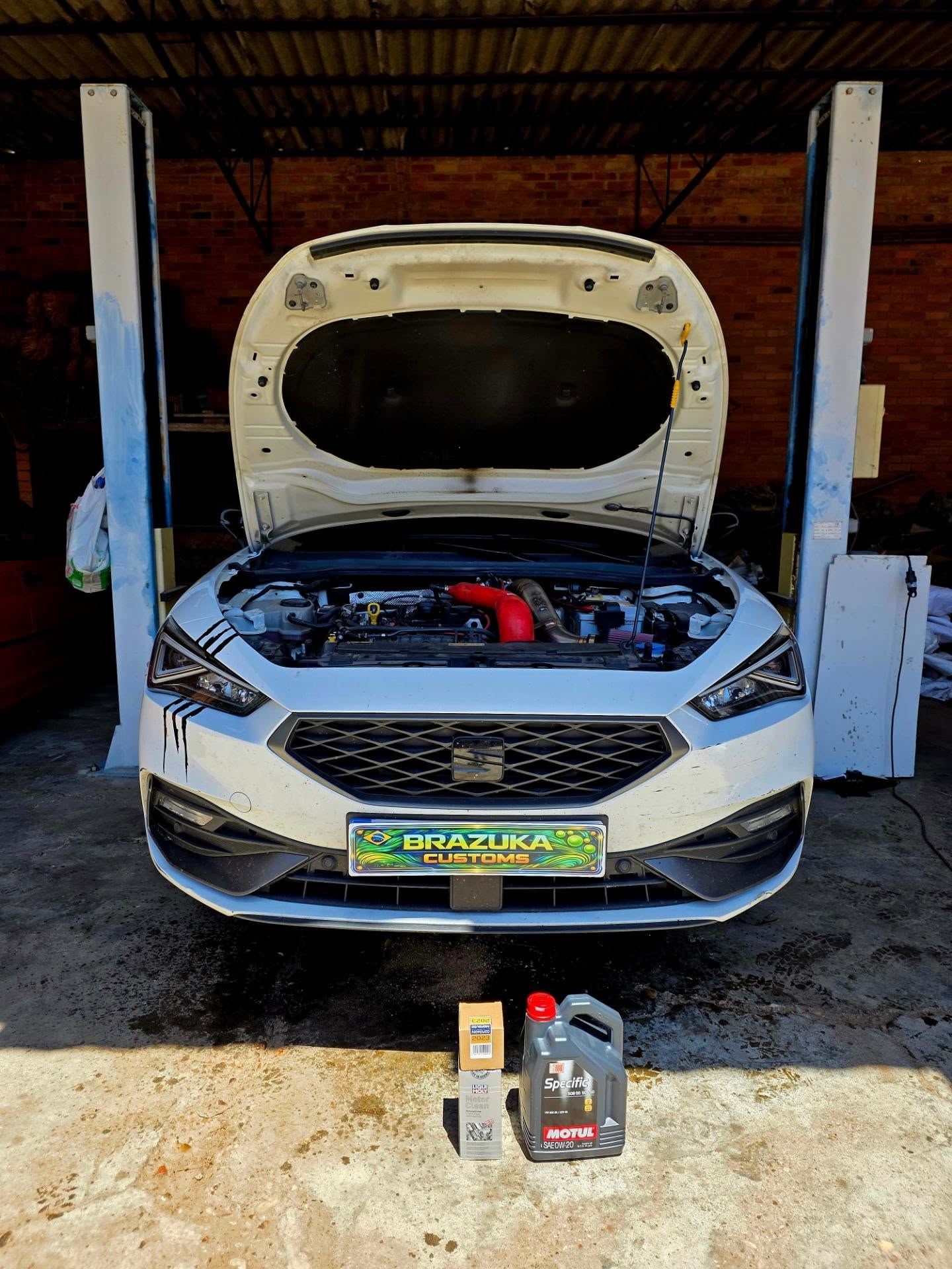 🔧🔥 Mantenimiento para este Seat Leon MK4
✅ Aceite y filtro nuevos
✅️ Limpieza de motor con aditivo LiquiMoly
✅️ Lectura y borrado de fallos
⚡ Mantenimiento, mecánica y soluciones a medida para cada coche
🚙 Cuida tu coche y llévalo al siguiente nivel
📍 ¡Pide tu cita por DM!
#mantenimientos #seatleonmk4 #leonmk4 #seatpower #brzkcustoms